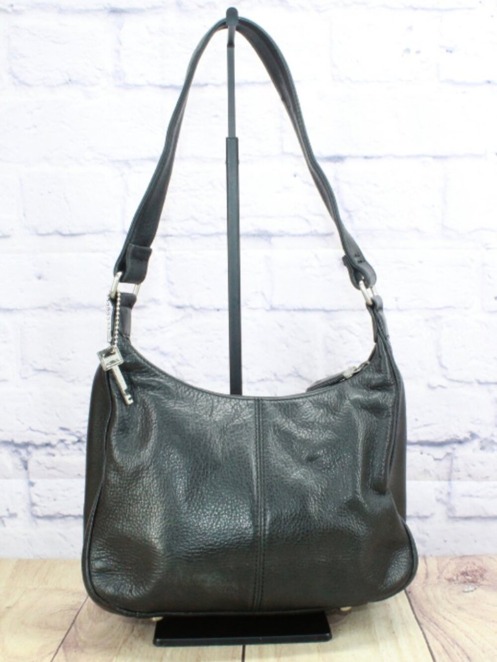 Vintage Y2K Fossil Black Pebbled Leather Studded Hobo Shoulder Bag 75082